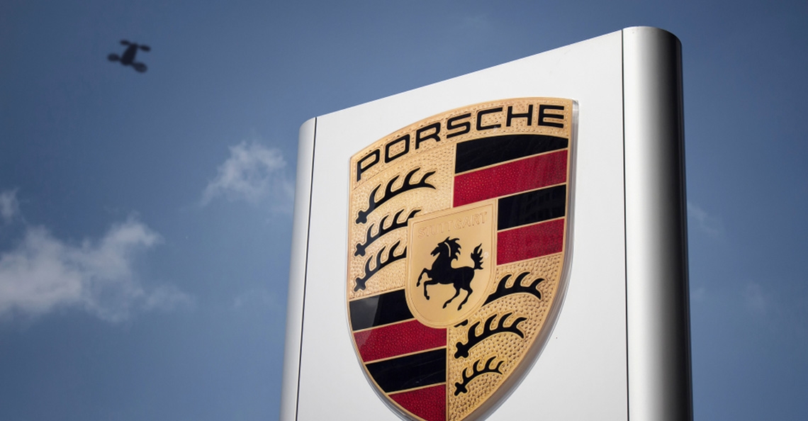 1520204500-porsche-passenger-drone.jpg